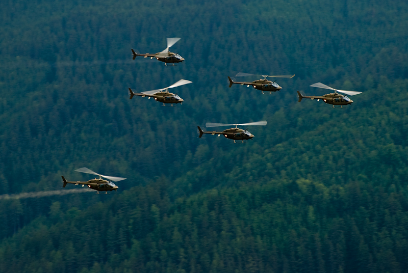 082_AirPower_Agusta AB-206A JetRanger.jpg
